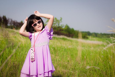 靠逼短视频热门内容展示